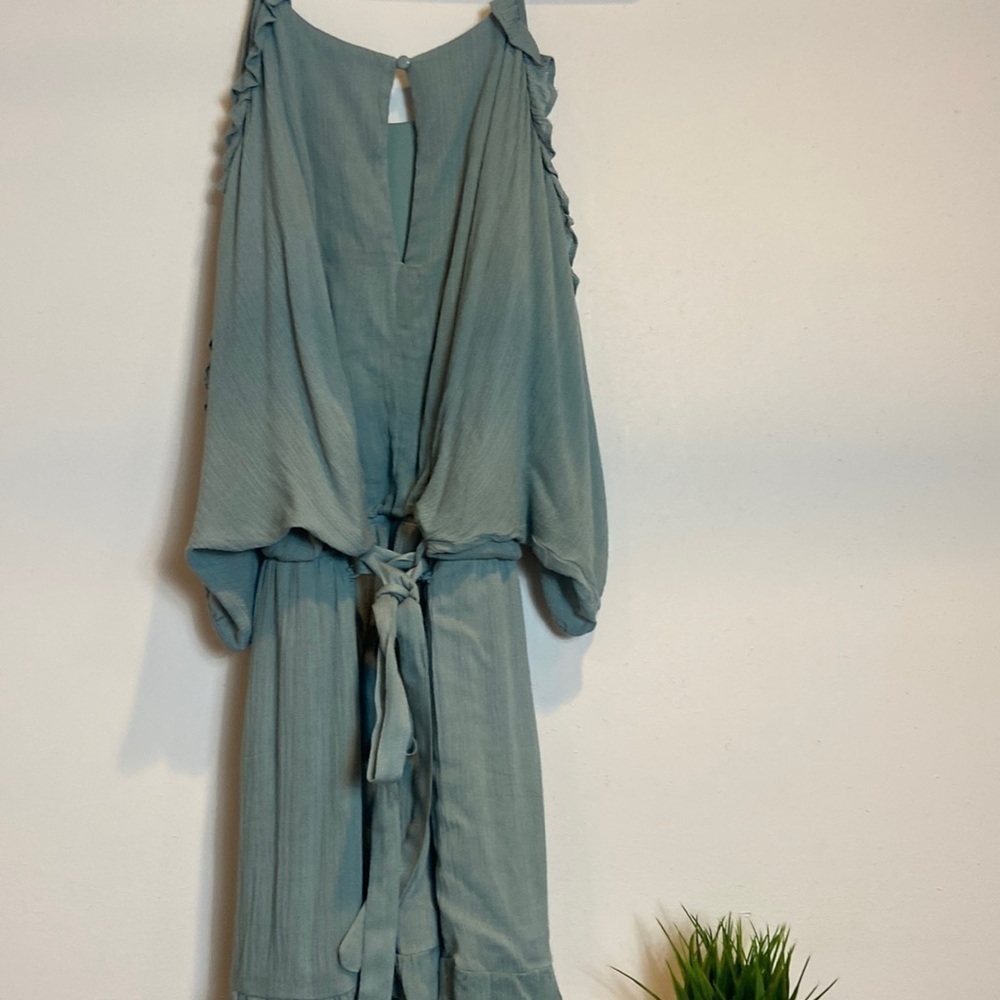 - She + Sky Soft Green Gauze Cold shoulder Romper - Picture 3 of 10